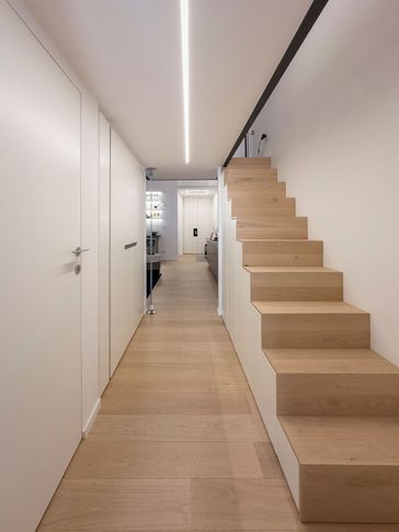 Scale in stile minimal di null di Pucciarelli Architetti