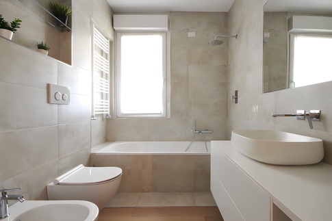 Bagno in stile minimal di 4 di JFD Juri Favilli Design Bagno in stile minimal di 4 di JFD Juri Favilli Design
