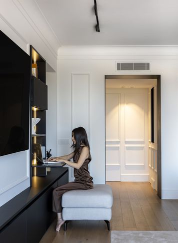 Soggiorno in stile contemporaneo di 42 di Pamela Camposano Ingegnere Architetto
