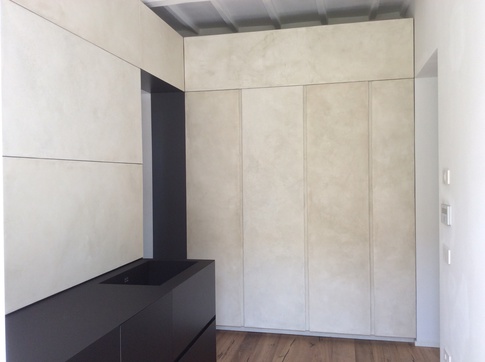 Cucina in stile contemporaneo di 35 di Alice Corbetta