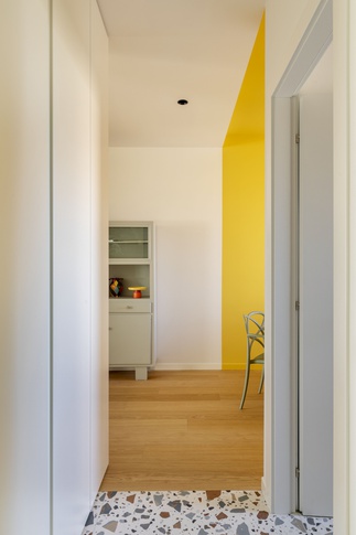 Sala da Pranzo in stile moderno di 9 di Arch. Martina Pozzi MP_archistudio