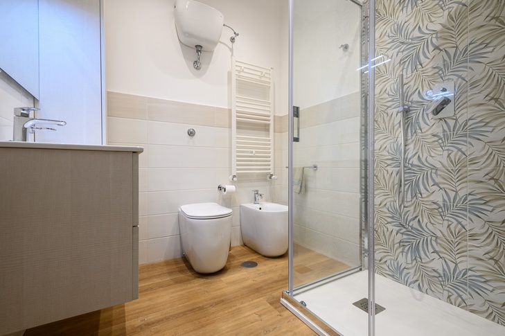 Bagno in stile contemporaneo di 4 di Architetto Valentina Solano
