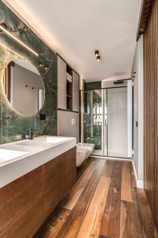Bagno in stile contemporaneo di 6 di MOB Architects Bagno in stile contemporaneo di 6 di MOB Architects