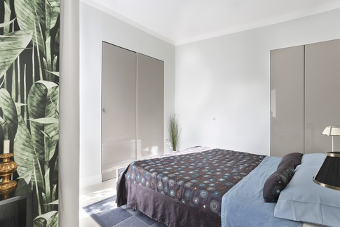 Camera da Letto in stile contemporaneo di 14 di Simone Lenzini Architetto Camera da Letto in stile contemporaneo di 14 di Simone Lenzini Architetto