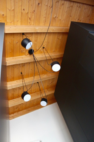 Open Space in stile moderno di 60 di SuMisura Architetti