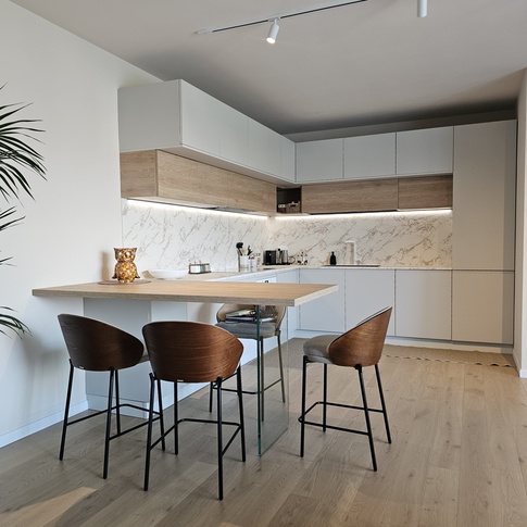 Open Space in stile contemporaneo di 50 di Tania Radici Interior Designer Open Space in stile contemporaneo di 50 di Tania Radici Interior Designer