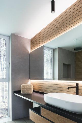 Bagno in stile contemporaneo di 5 di Lorenzo Franzi | Fotografia