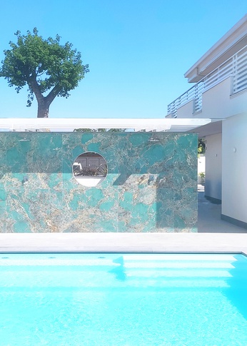 Giardino in stile contemporaneo di 500 di Arcangelo Primato Giardino in stile contemporaneo di 500 di Arcangelo Primato