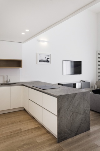Open Space in stile contemporaneo di 36 di Sara Fabbroni Architetto