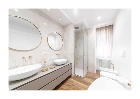 Bagno in stile classico di 10 di Salvatore Sito Interior Designer Bagno in stile classico di 10 di Salvatore Sito Interior Designer