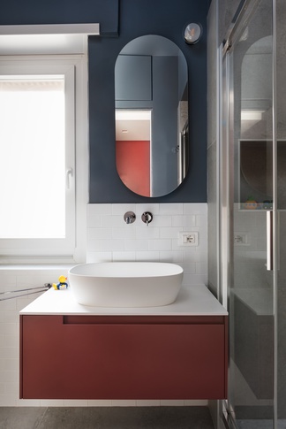 Bagno in stile contemporaneo di 5 di ol3darchitettura e NUOstudio Bagno in stile contemporaneo di 5 di ol3darchitettura e NUOstudio