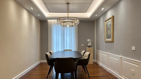 Soggiorno in stile contemporaneo di 47 di Studio Gaetano Riccardelli