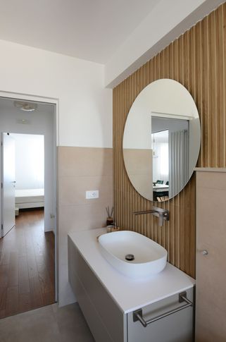 Bagno in stile contemporaneo di 4 di Fiorenzo D'Onofrio Architetto