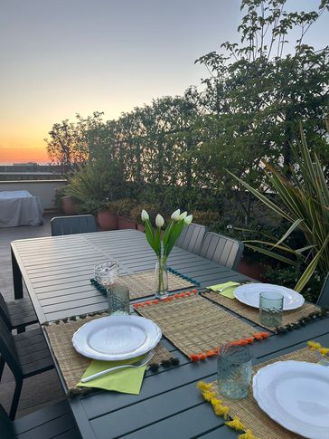 Terrazza in stile moderno di 75 di Bossi Vigorito Building Interior