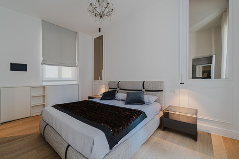 Camera da Letto in stile contemporaneo di 14 di Coco Interni