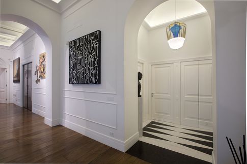 Ingresso in stile pop art di 7 di Studio VeneziaTre arch ass