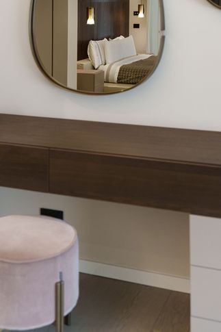 Camera da Letto in stile contemporaneo di 54 di Ciquadro Architetti