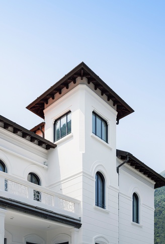Facciata in stile moderno di 0 di NOMADE ARCHITETTURA