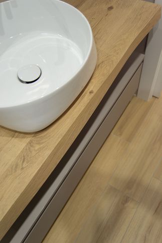 Camera da Letto in stile moderno di 19 di Silvia Aquilani . Design studio