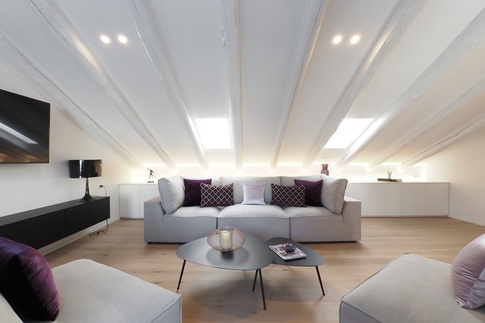 Soggiorno in stile moderno di 40 di Desearq studio - architettura e interior design