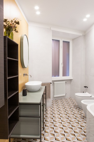 Bagno in stile contemporaneo di 15 di PERIMETRI studio
