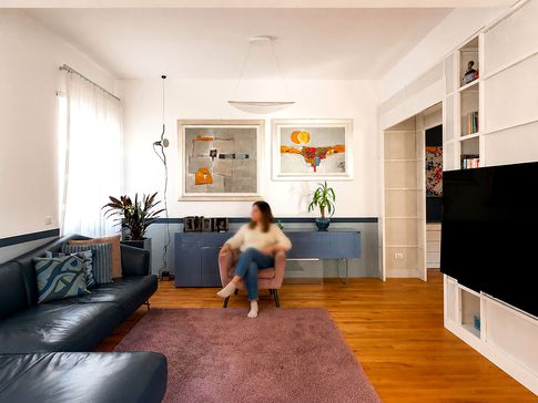 Soggiorno in stile contemporaneo di 40 di Equus Architects