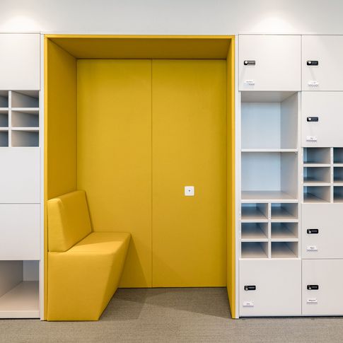 Open Space in stile contemporaneo di 1250 di Frame Farm - Architecture & Design Open Space in stile contemporaneo di 1250 di Frame Farm - Architecture & Design