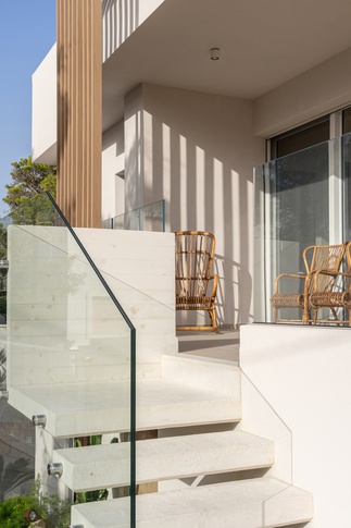 Giardino in stile mediterraneo di 126 di Francesco Cardano Interior Designer Giardino in stile mediterraneo di 126 di Francesco Cardano Interior Designer