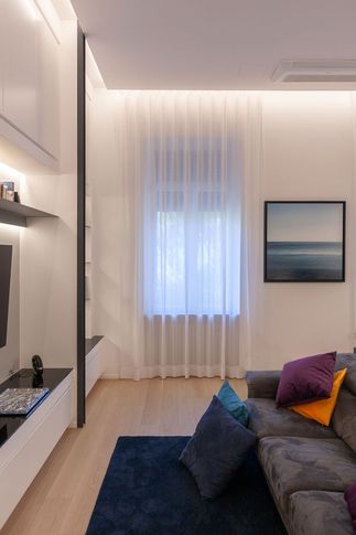 Open Space in stile minimal di 45 di Pucciarelli Architetti Open Space in stile minimal di 45 di Pucciarelli Architetti