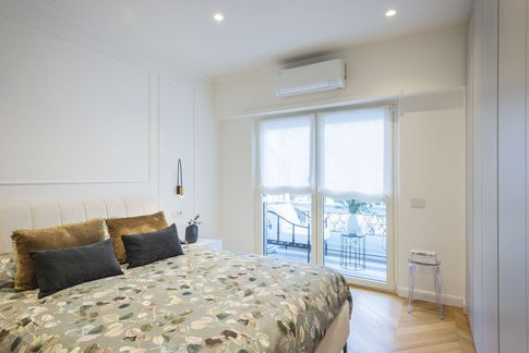 Camera da Letto in stile contemporaneo di 14 di BB1 Architettura & Design