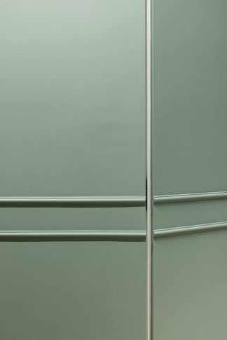 Corridoio in stile contemporaneo di 5 di valeria ingrao architetto
