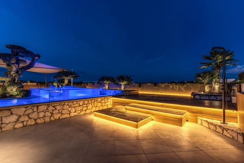 Terrazza in stile moderno di 250 di MOB Architects