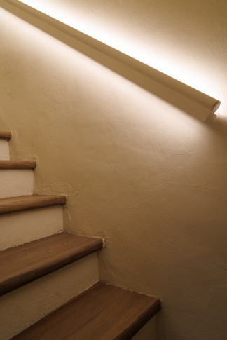 Scale in stile rustico di 2 di Studio di Interior Design di Yuliya Danilchenko