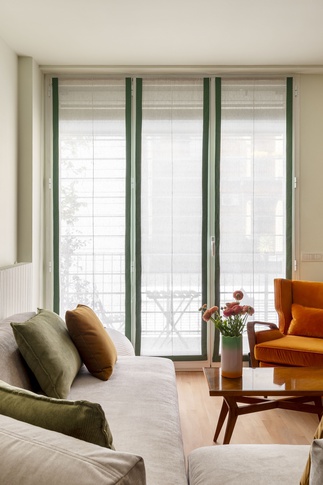 Soggiorno in stile anni '70 di 23 di Paper Plane design Soggiorno in stile anni '70 di 23 di Paper Plane design