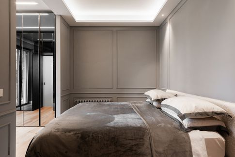 Camera da Letto in stile glamour di 18 di Equus Architects Camera da Letto in stile glamour di 18 di Equus Architects