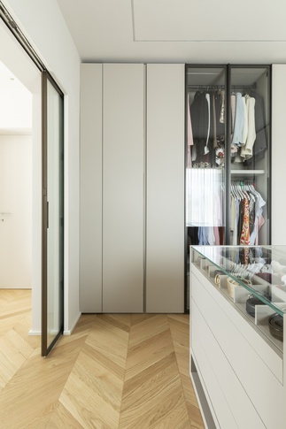 Cabina Armadio in stile mediterraneo di 16 di EasyRelooking srls Cabina Armadio in stile mediterraneo di 16 di EasyRelooking srls