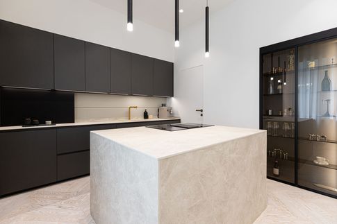 Open Space in stile glamour di 50 di Desearq studio - architettura e interior design