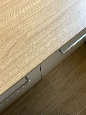 Open Space in stile contemporaneo di 25 di Silvia Aquilani . Design studio