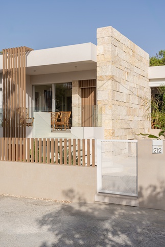 Giardino in stile mediterraneo di 126 di Francesco Cardano Interior Designer Giardino in stile mediterraneo di 126 di Francesco Cardano Interior Designer