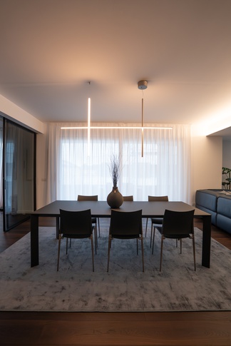 Open Space in stile moderno di 80 di BF interni Open Space in stile moderno di 80 di BF interni