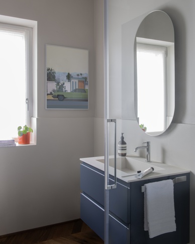 Bagno in stile contemporaneo di 6 di induestudio