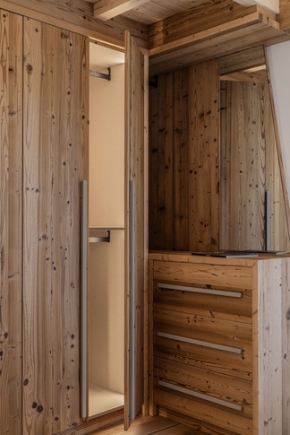 Camera da Letto in stile contemporaneo di 20 di Arredamenti Andalo