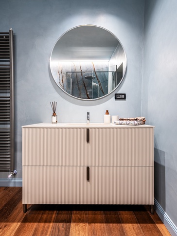Bagno in stile contemporaneo di 5 di antonio perrone architetto Bagno in stile contemporaneo di 5 di antonio perrone architetto