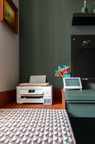 Studio in stile contemporaneo di 8 di Studio MAC