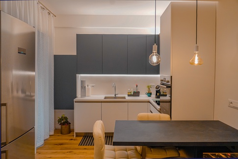 Open Space in stile moderno di 19 di Valentina Solera Architetto