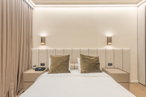 Camera da Letto in stile moderno di 15 di Living Home Design