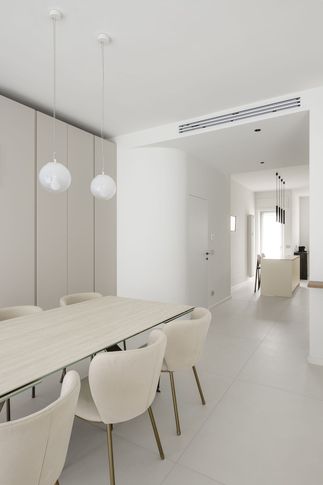 Open Space in stile minimal di 35 di Carola Ribotta architetto