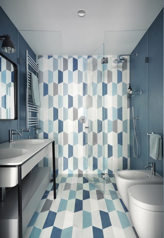 Bagno in stile eclettico di 25 di NOMADE ARCHITETTURA