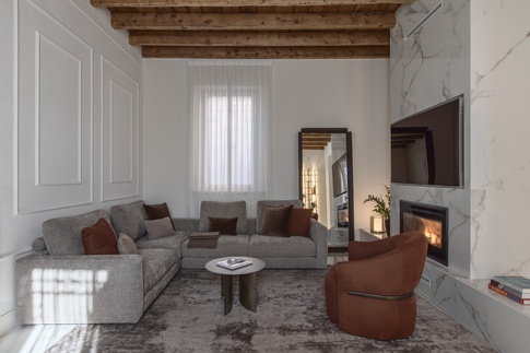 Open Space in stile moderno di 140 di CarnetCasa