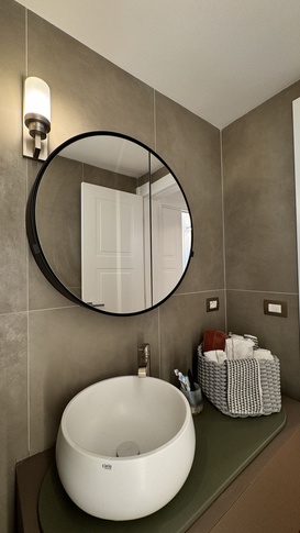 Bagno in stile contemporaneo di 5 di dsdstudio Bagno in stile contemporaneo di 5 di dsdstudio